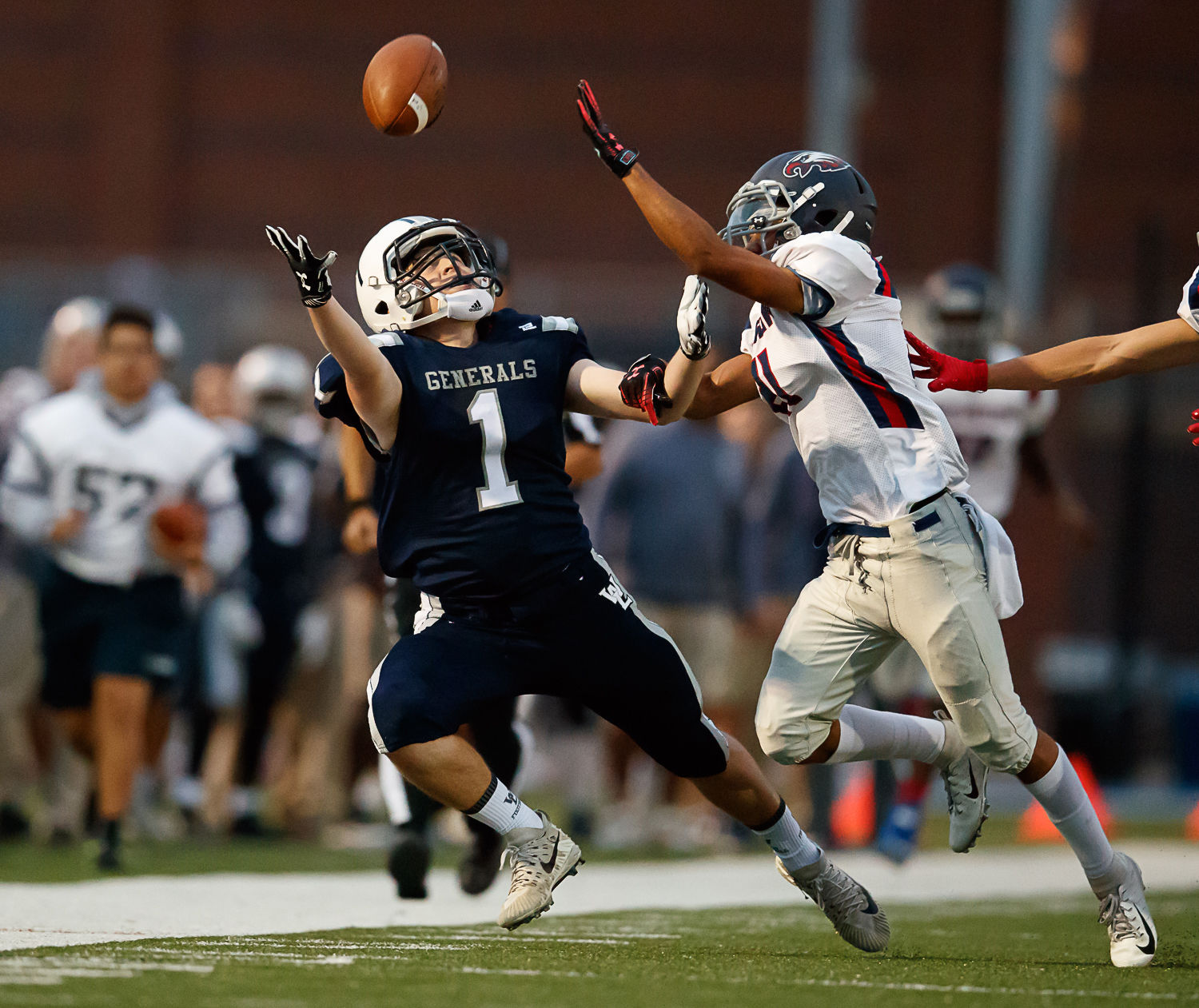 W-L football 13
